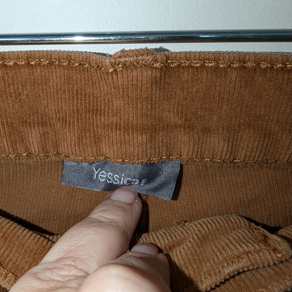 Burnt amber corduroy strait leg pants, boton size 38 européen size - Picture 4 of 7